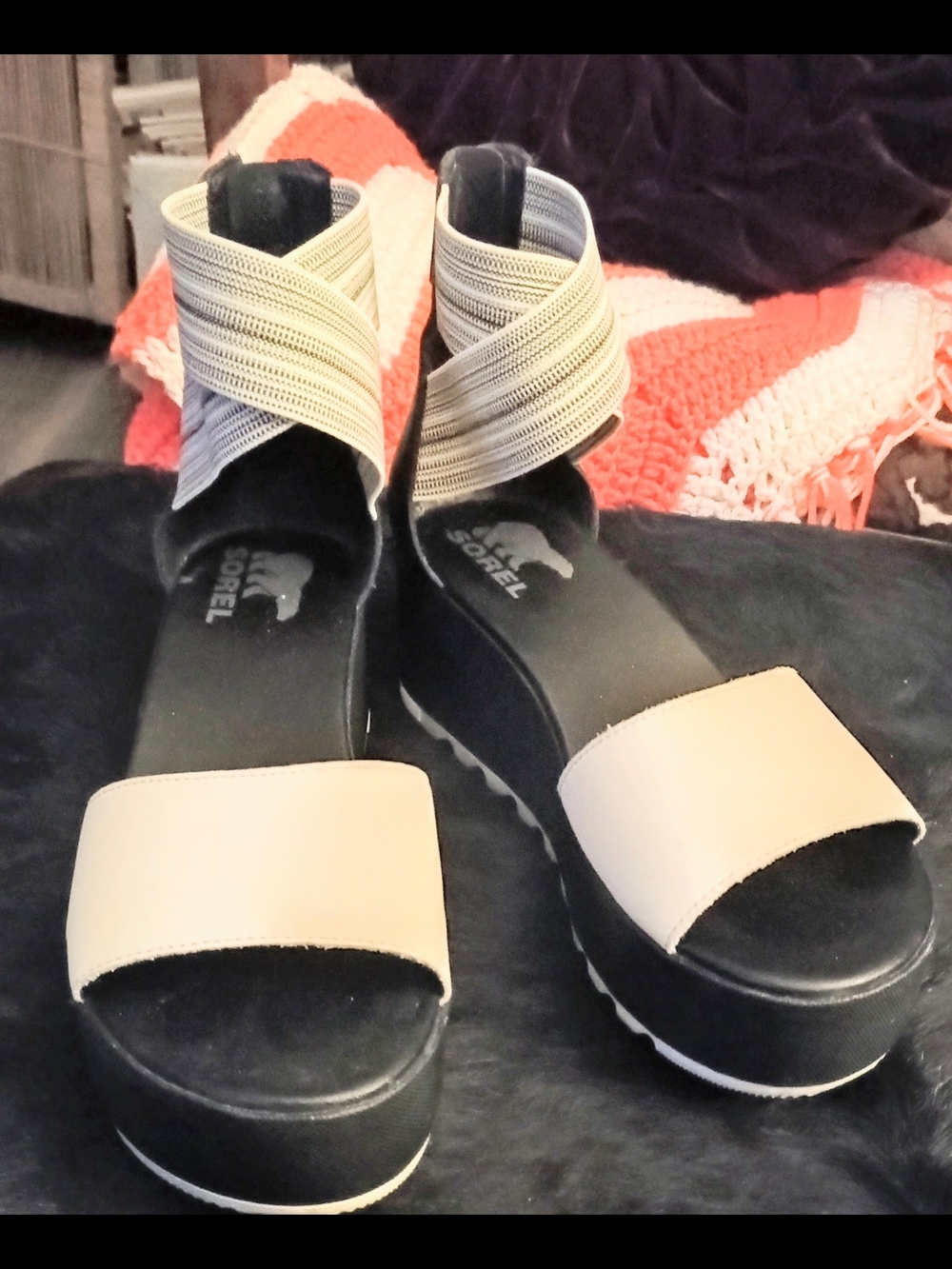 Sorel Women’s Beige and Black Platform Sandals with Elastic Cross Straps